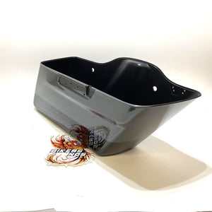 Harley 2014-2025 Touring Right Saddlebag Gauntlet Gray Metallic 90202041ESZ