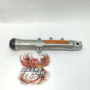 Genuine Harley 2000-2006 Wide Glide Softail Std NT Fork Lowers 45873-00 45874-91