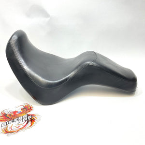 Very Nice Genuine Harley 2000-2007 FXSTD Deuce 2 Up Seat 91765-00 91806-00