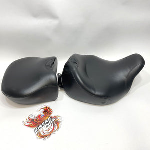 NICE! Genuine Harley 2009-2023 Touring Solo & Pillion 51700-09 51770-09