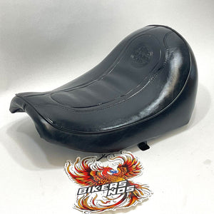 Nice Genuine Harley 1987-1994 FXR FXLR Embossed Seat W/ Hinge & Latch 52134-87