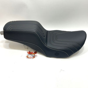 New Genuine Harley 2023 Up Touring Switchback Touring Seat U Stitch 52000757