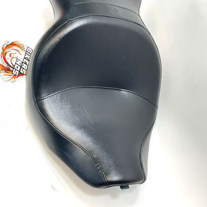 NICE! Genuine Harley 2011-2017 Softail Slim Blackline Sundowner Seat 52000011