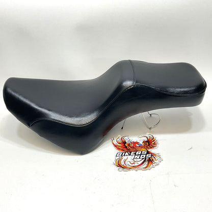 NICE Genuine Harley 2000-2005 Softail Seat Heritage Fat Boy Night Train 91710-00