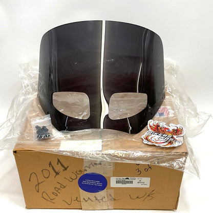 Memphis Shades Road Warrior 11" Windshield Black Smoke MEP86712