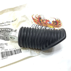 New Genuine Harley 1982-2005 Dyna Right Footpeg 50643-82