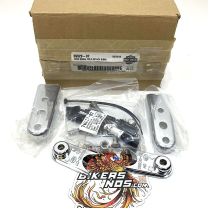 New Genuine Harley 2003-2017 Softail Rear Turn Signal Relocation Kit 69929-07