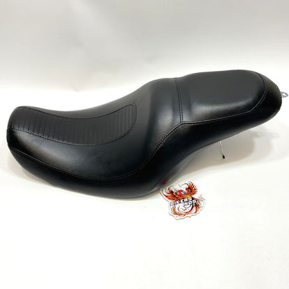 Very Nice Genuine Harley-Davidson 2004-2005 Dyna 2Up Black Seat 53078-04