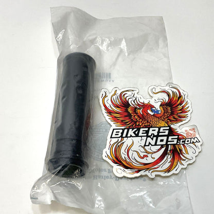 Genuine Harley 2008-2024 Softail Touring Right Throttle Grip & Sleeve 56304-08