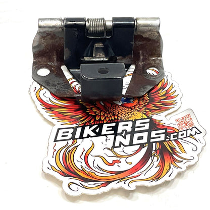 Genuine Harley-Davidson 1983-1994 Flip Up FXR Seat Latch 52355-82