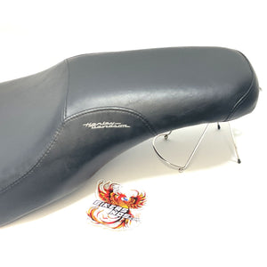 Very Nice! Genuine Harley 2006-2017 Dyna Low Profile Badlander Seat 52284-06