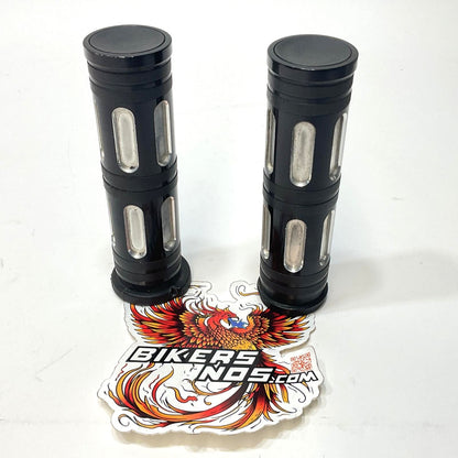 Genuine Harley 2008-2025 Take Off Aluminum Edge Cut Hand Grips 57457-10