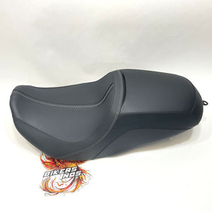 NICE Genuine Harley 2023 CVO 2024-2025 Road Glide Street Glide Seat 52000631