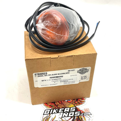 New Genuine Harley 2017-2024 Softail Front Turn Signal Gloss Black 67800523